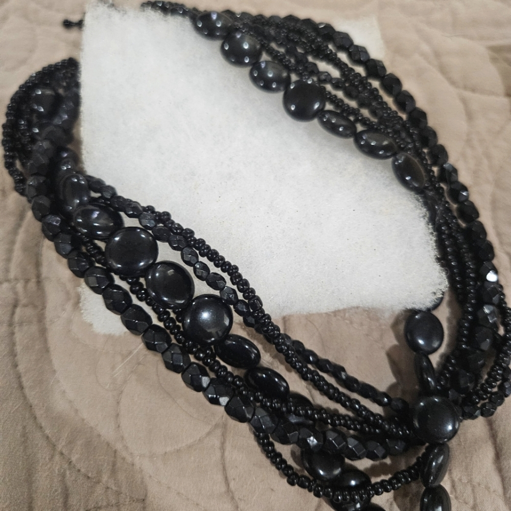 Black Beaded Necklace/bracelet